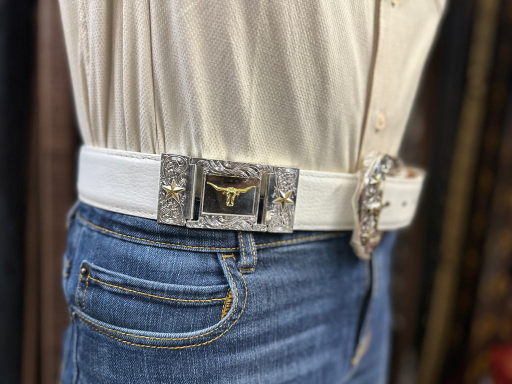 White cow/ starts metal belt