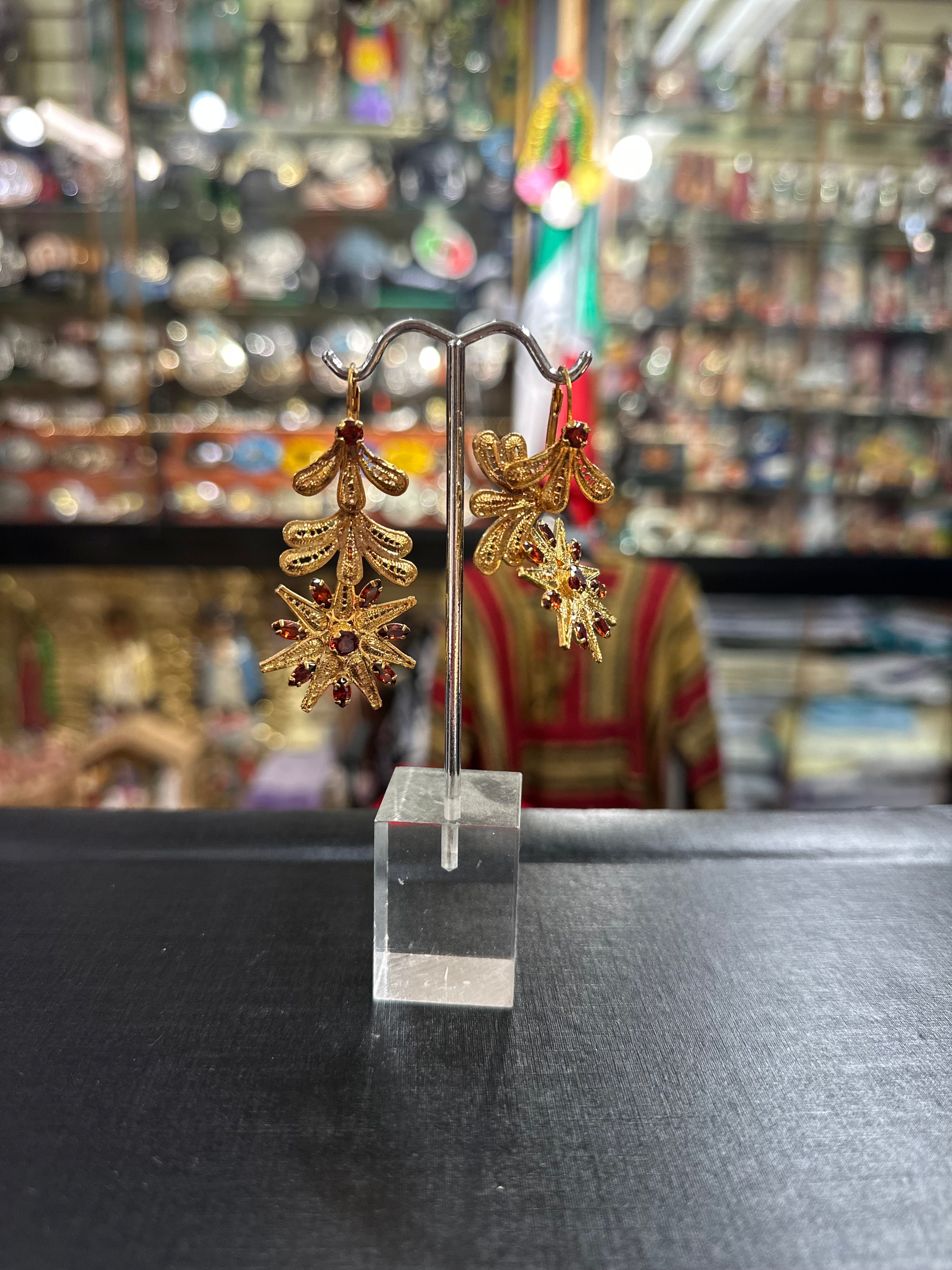 Women’s Gold Pleated Flower Earrings