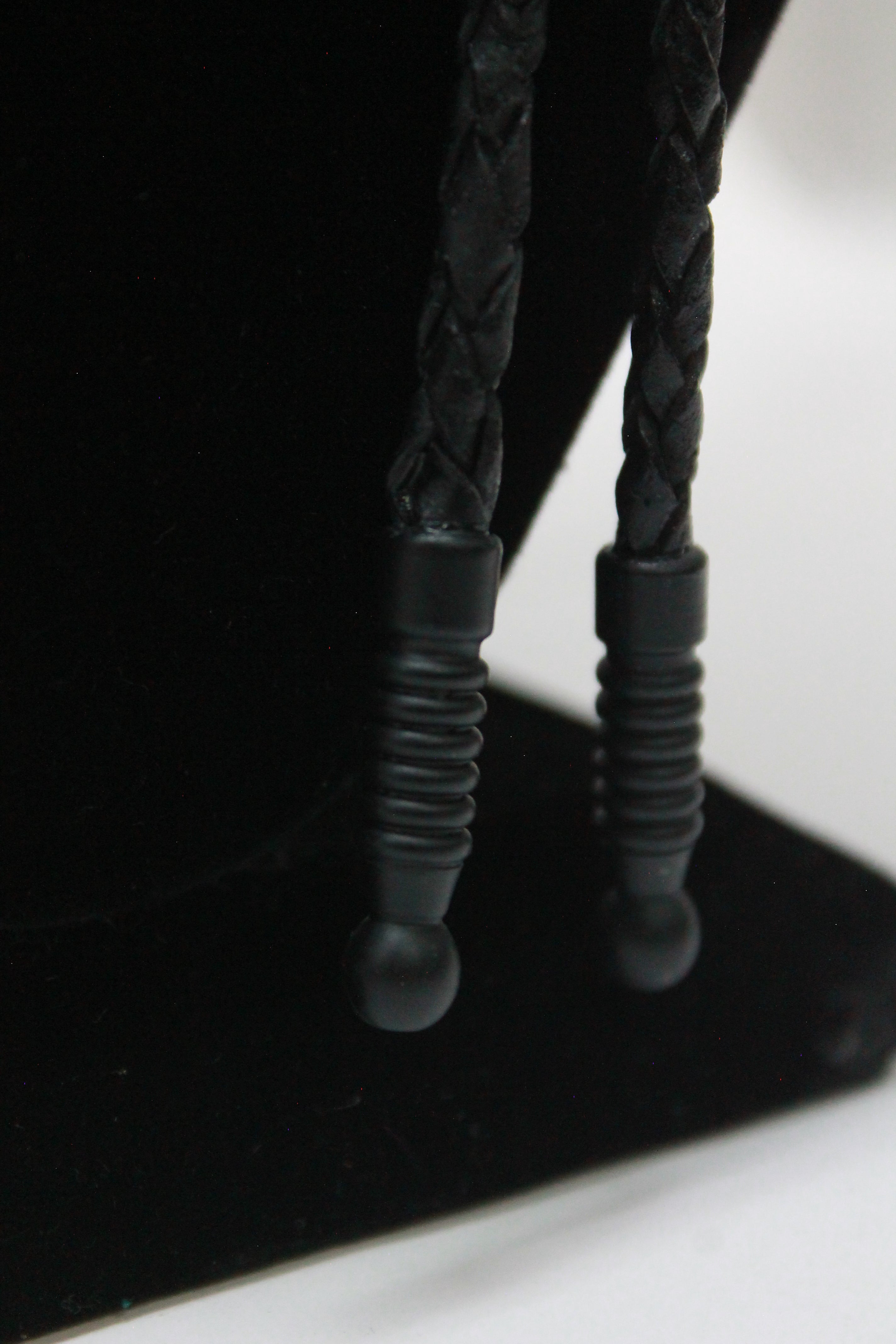 Two Tone Longhorn & Horseshoe Bolo Tie