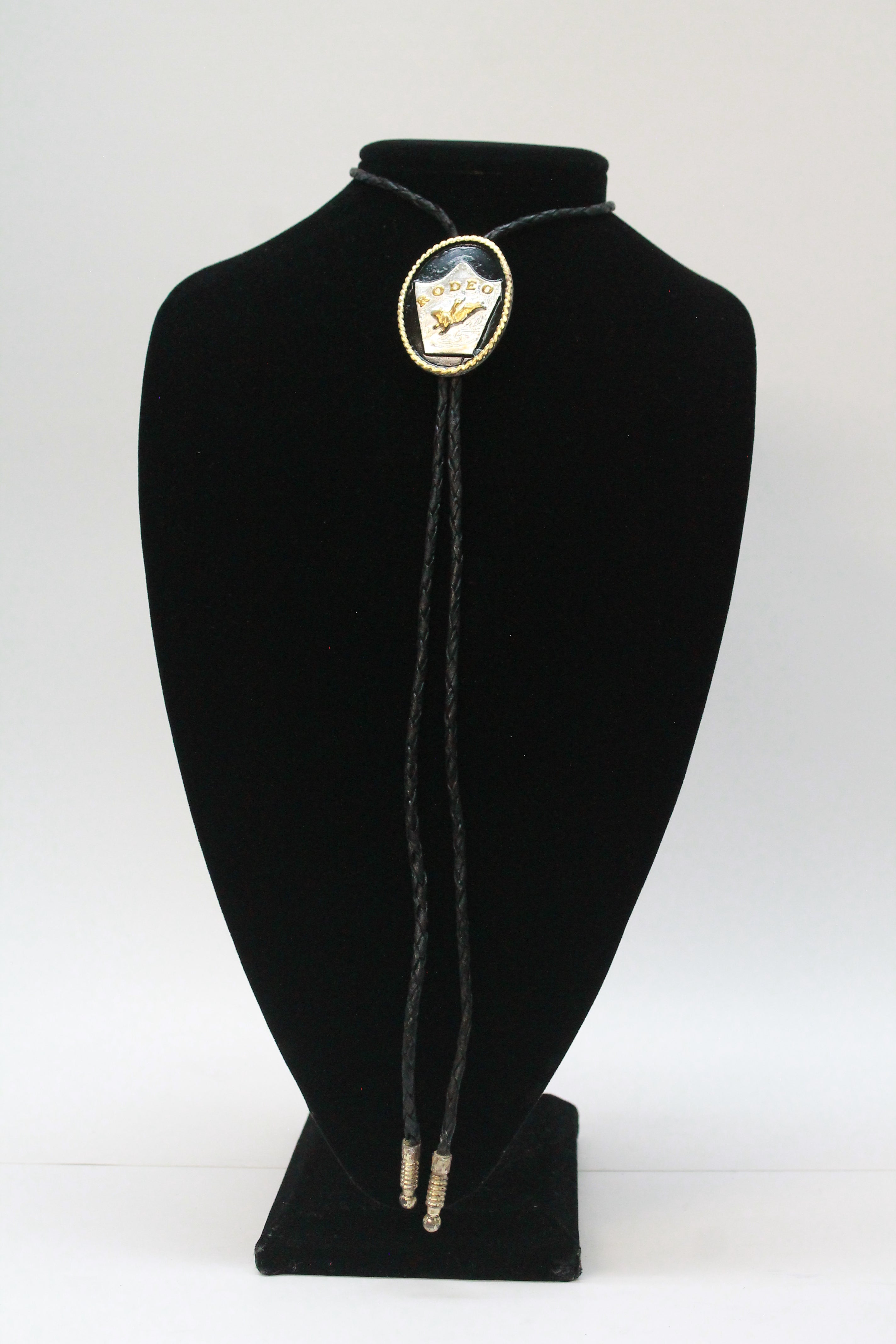 Tri-Color Rodeo Bolo Tie