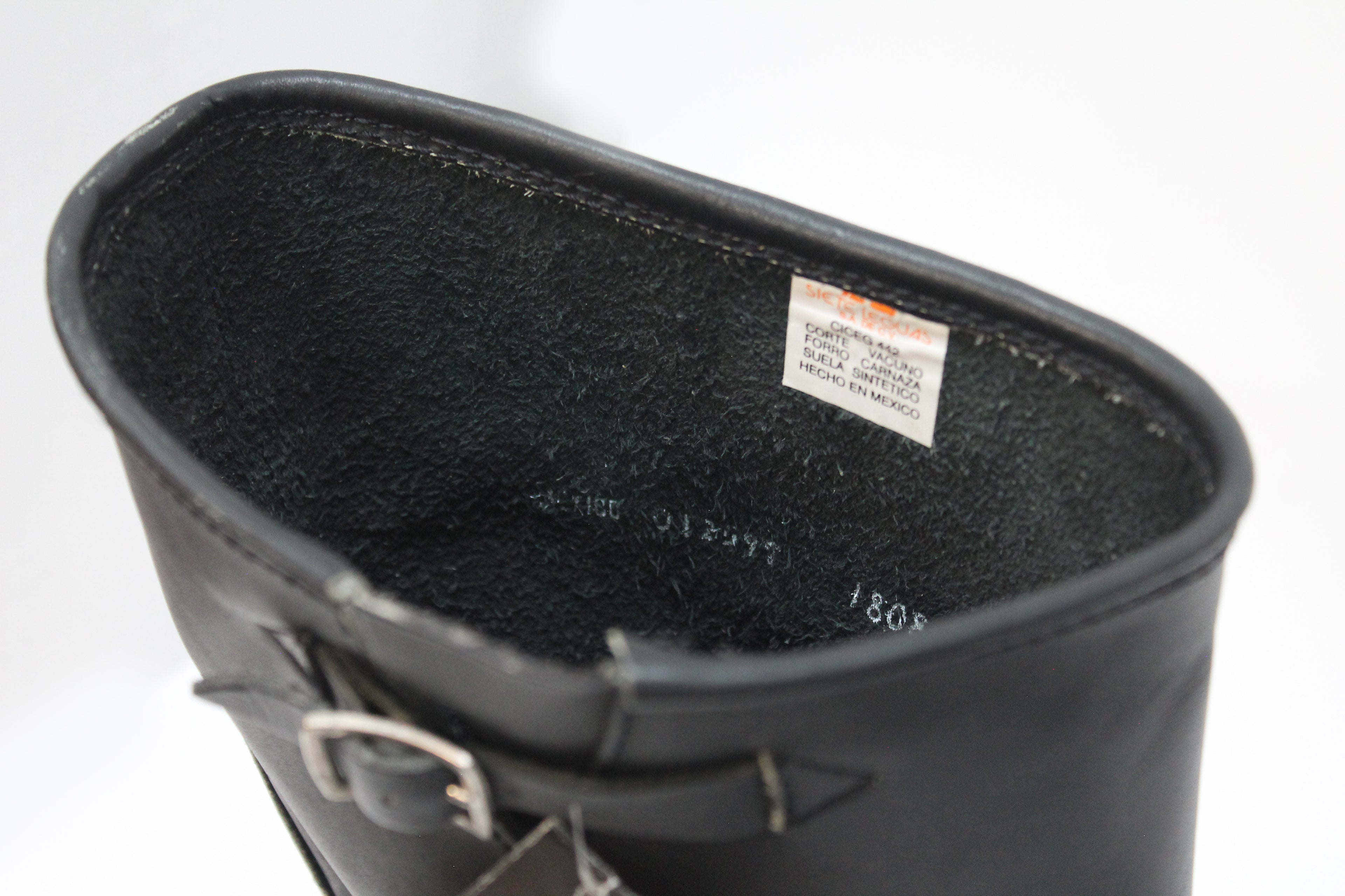 Black Boots Siete Leguas